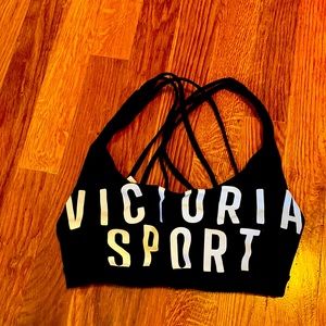 Super cute Victoria’s Secret Sport sports bra!